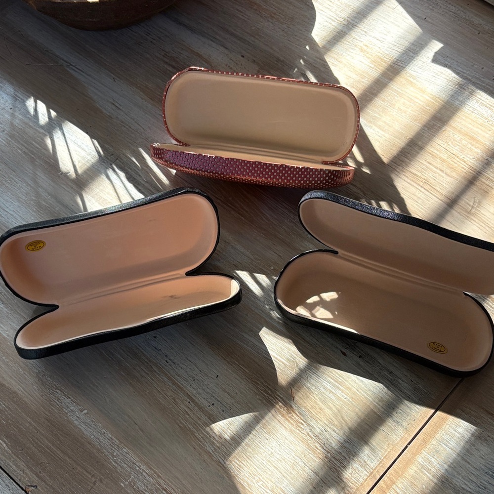 ❤️ 3 Elegant Eyeglass Cases in orange and Black